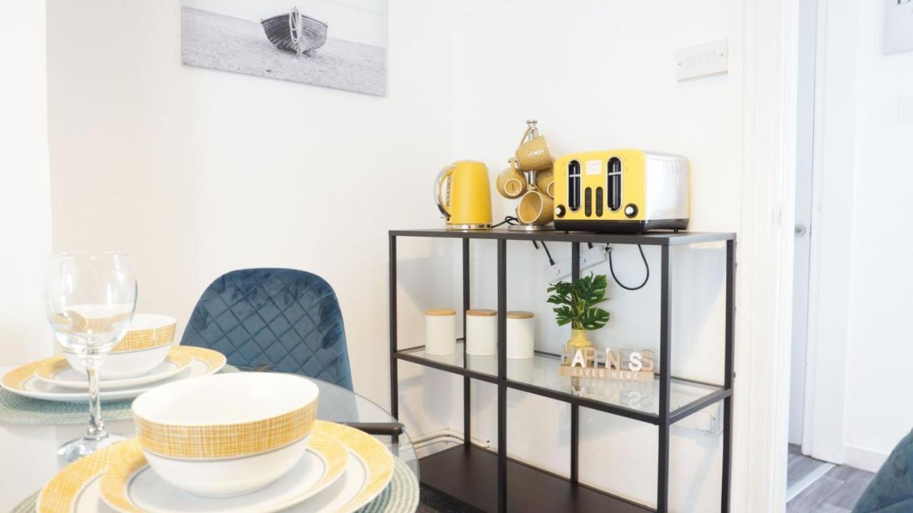 Air Host And - Stockbridge House - Sleeps 7 Minutes From Anfield Stadium Holiday home